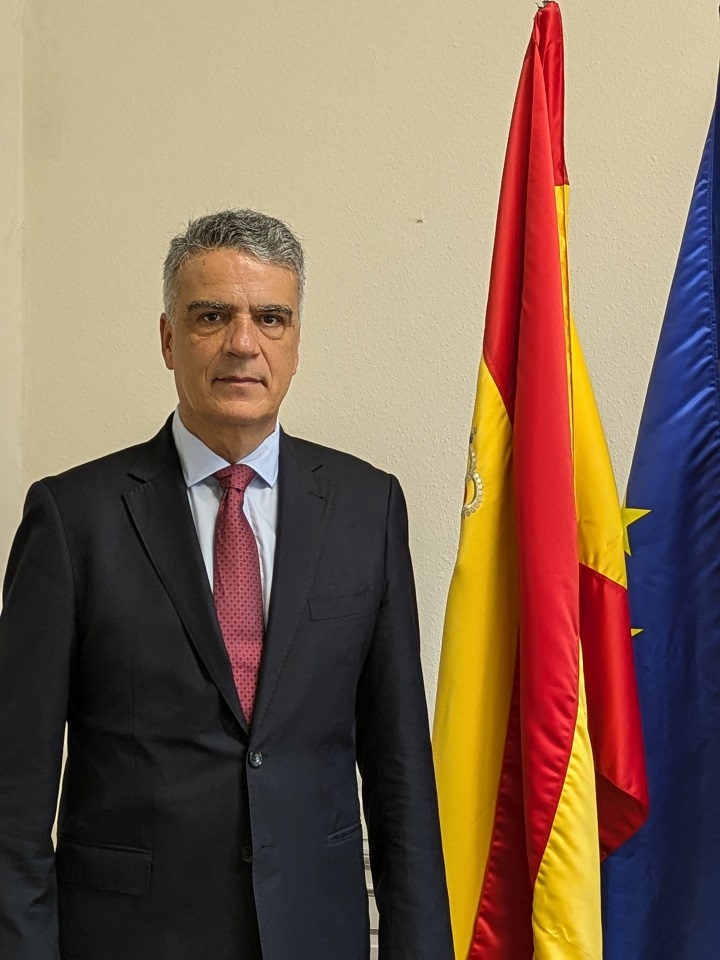 Santiago Miralles - copia.jpg